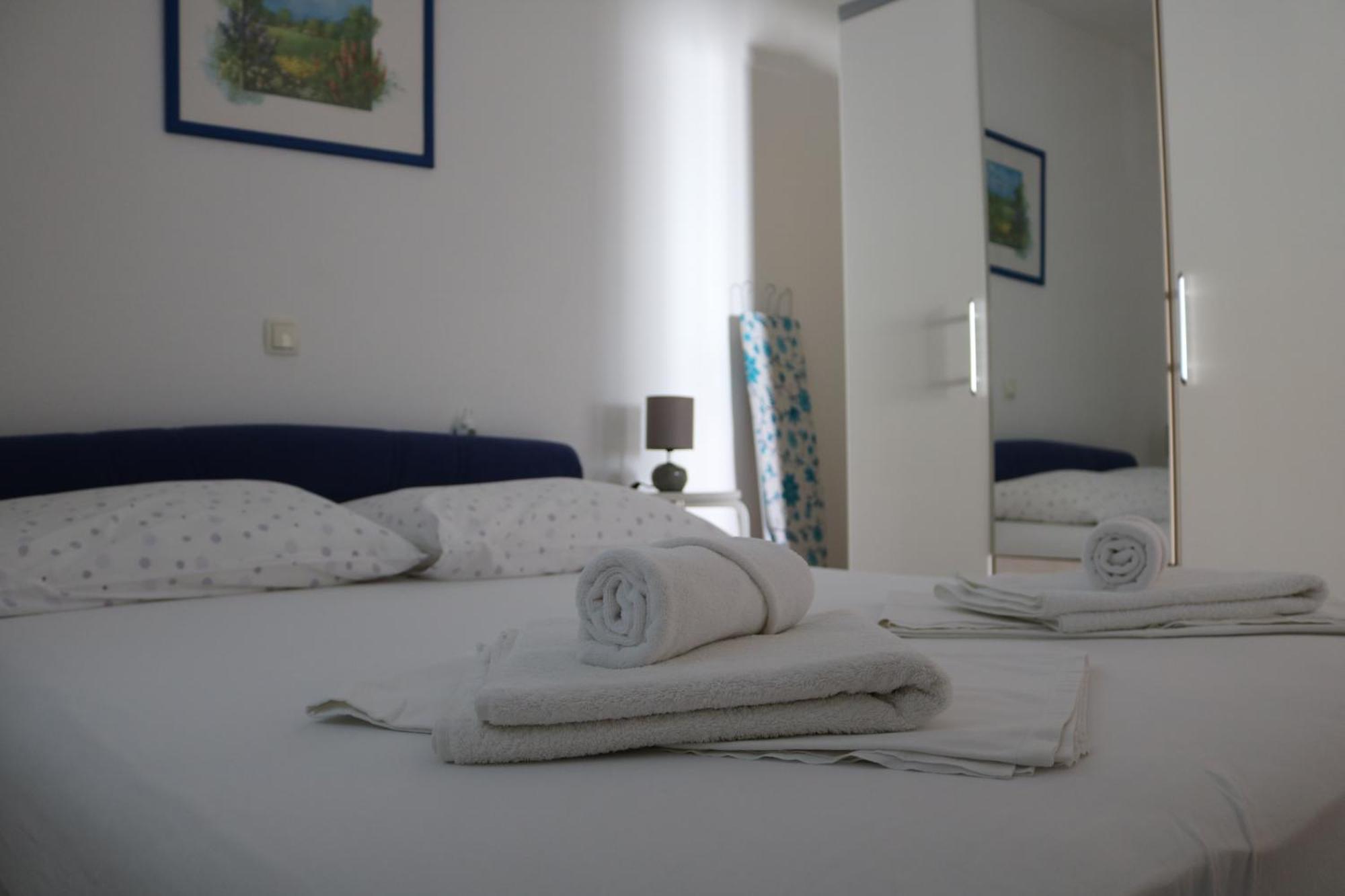 Andrea Apartments Trogir Luaran gambar